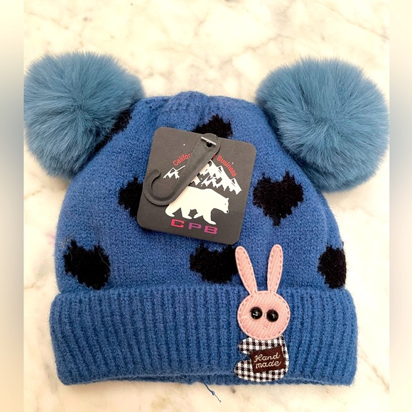 New infant’s knit hats with faux fur inner - Picture 1 of 5